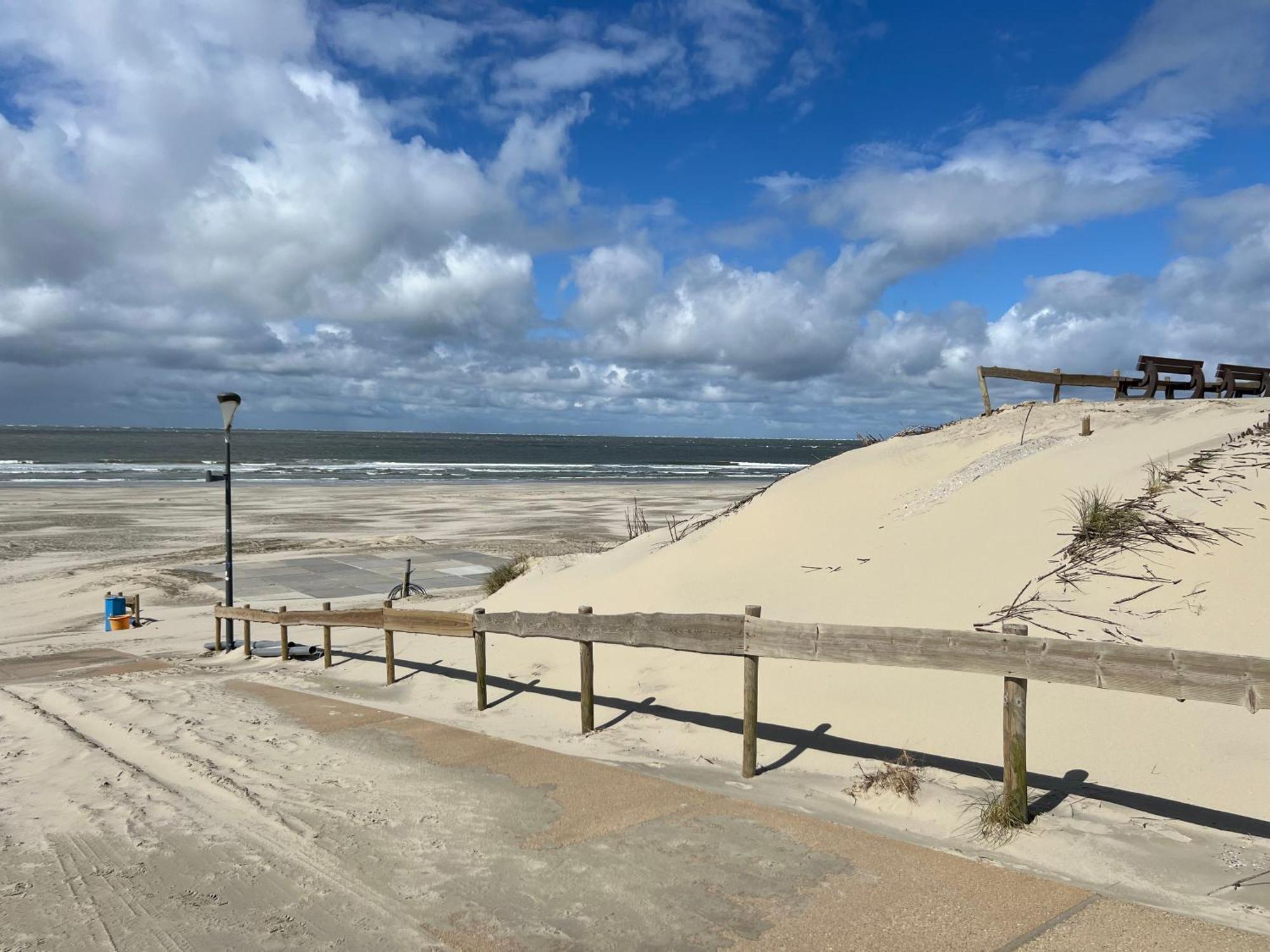 Appartement Noflik, Amelander Kaap Hollum  Bagian luar foto