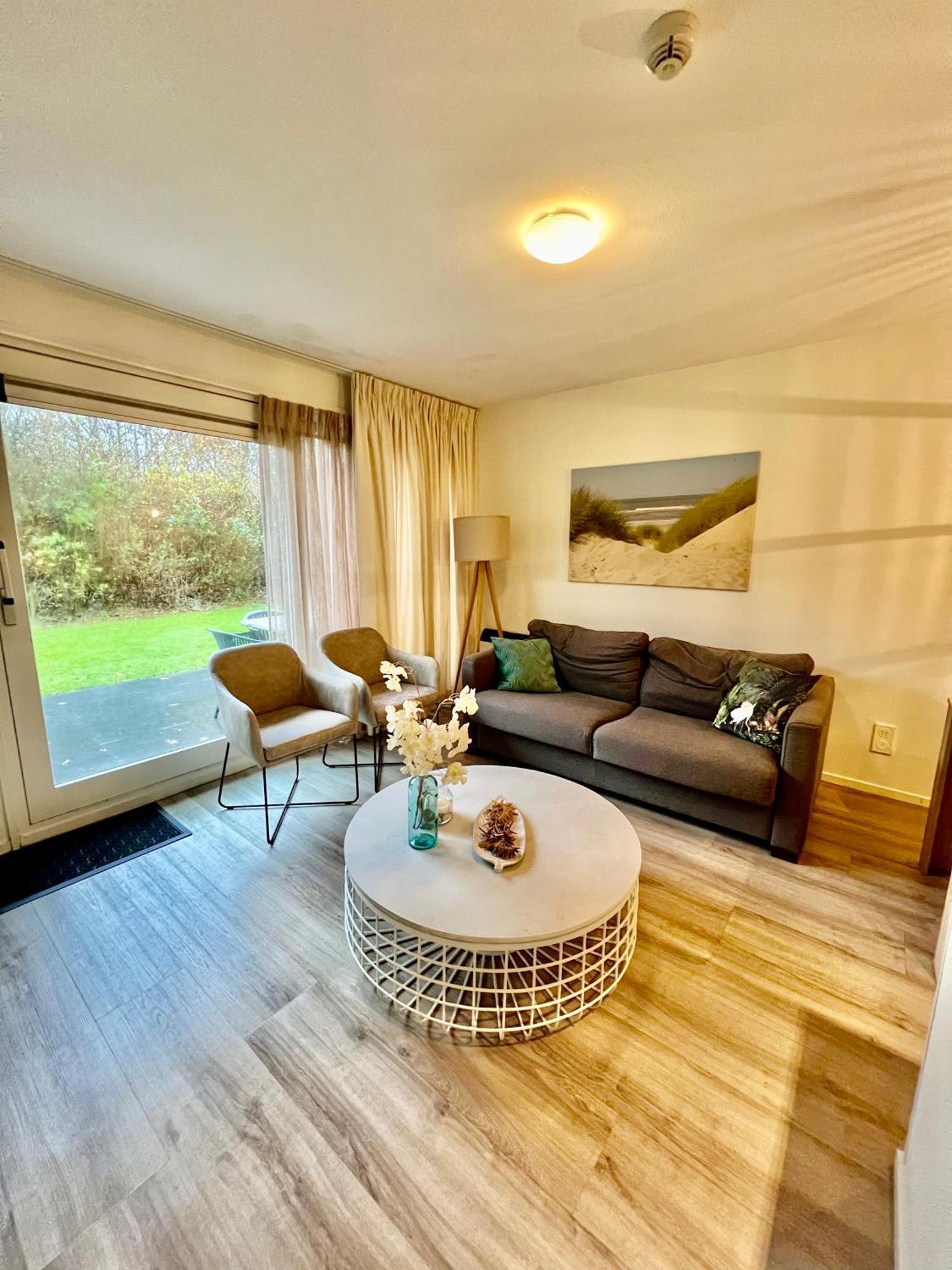 Appartement Noflik, Amelander Kaap Hollum  Bagian luar foto